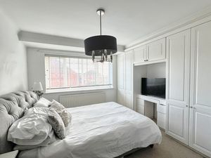 Photo 11- click for photo gallery